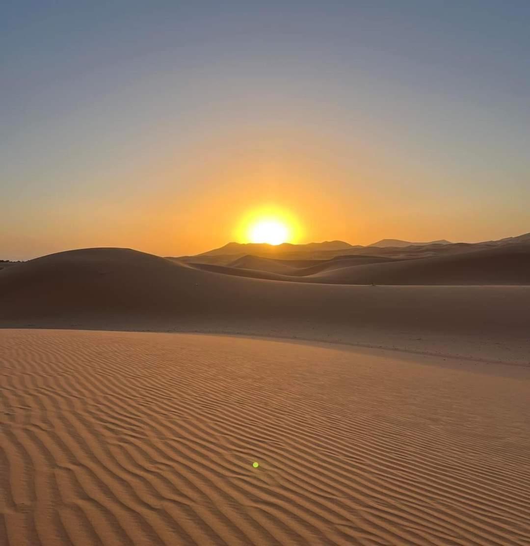 Bivouac Camel Trips Hotel Merzouga Bagian luar foto