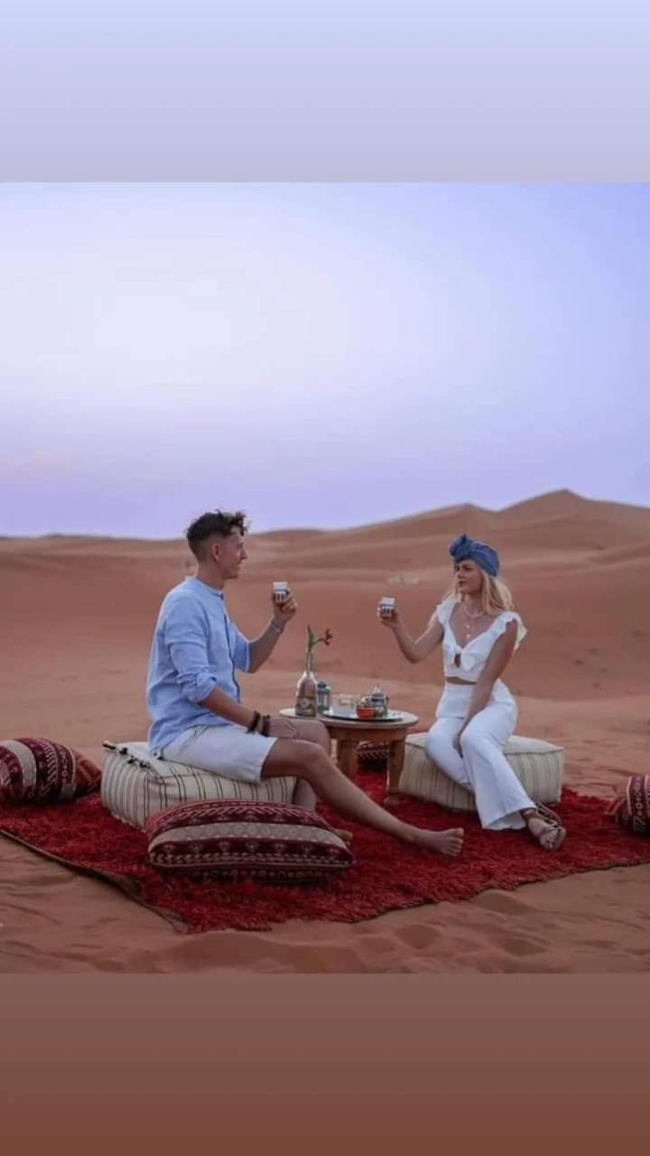 Bivouac Camel Trips Hotel Merzouga Bagian luar foto