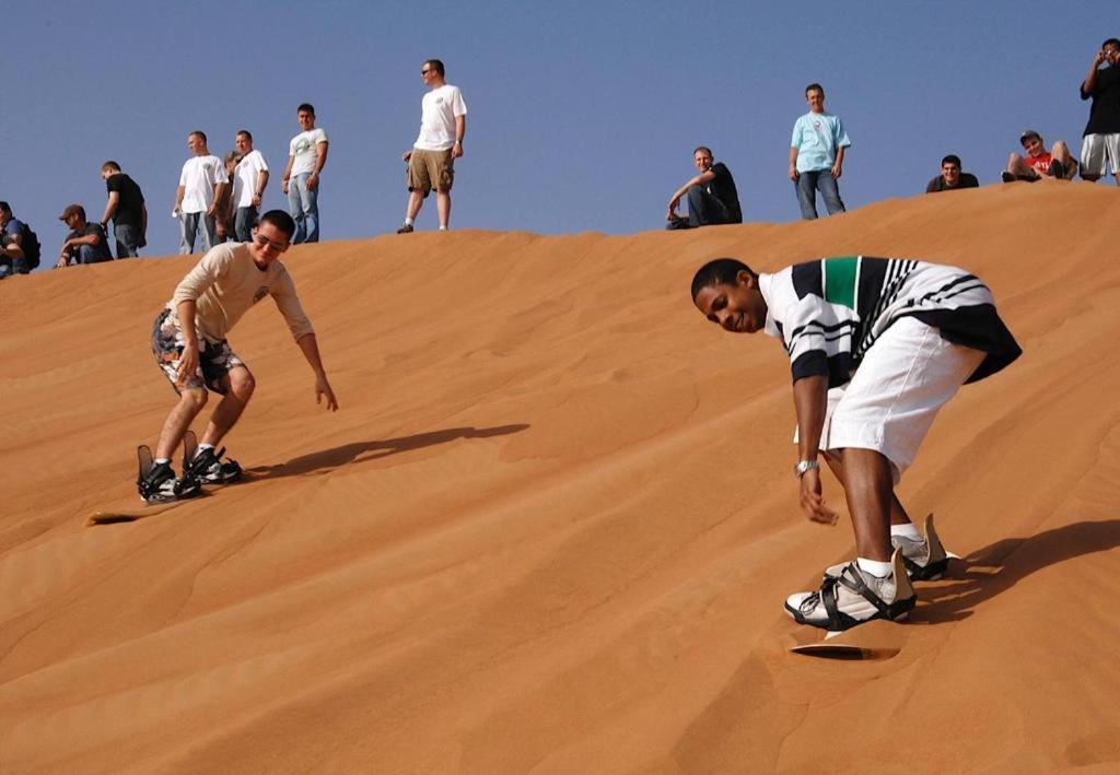 Bivouac Camel Trips Hotel Merzouga Bagian luar foto