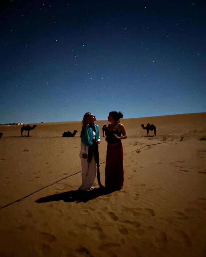 Bivouac Camel Trips Hotel Merzouga Bagian luar foto