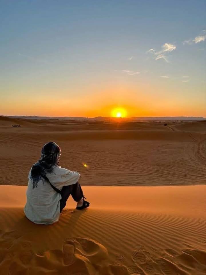 Bivouac Camel Trips Hotel Merzouga Bagian luar foto
