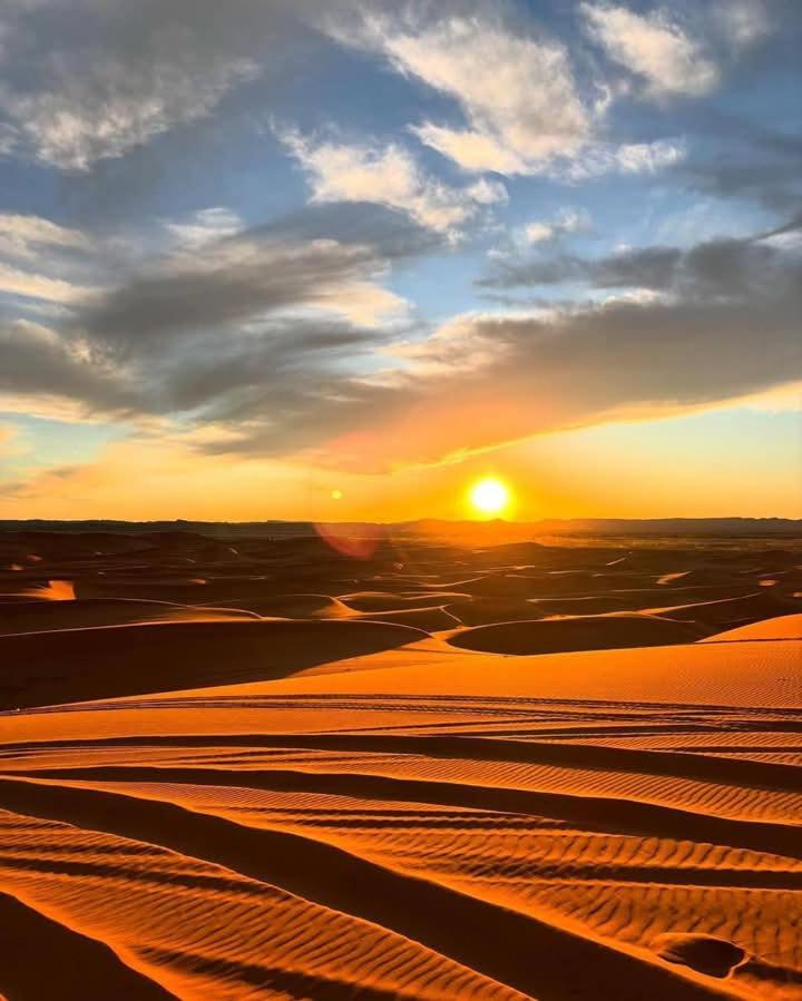 Bivouac Camel Trips Hotel Merzouga Bagian luar foto