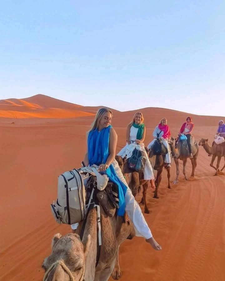 Bivouac Camel Trips Hotel Merzouga Bagian luar foto