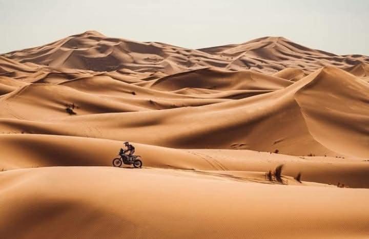 Bivouac Camel Trips Hotel Merzouga Bagian luar foto